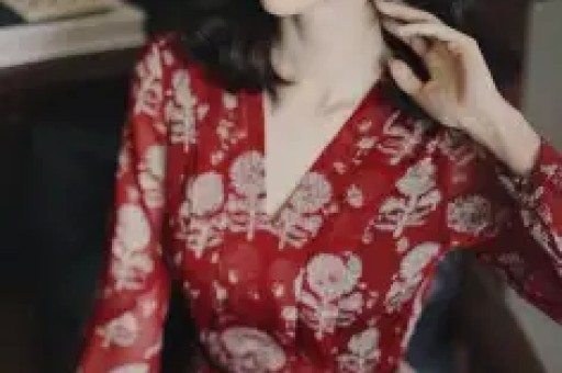偷鸡不成蚀把米!王鹤棣“塌房”之后黑料被扒父亲也被牵连